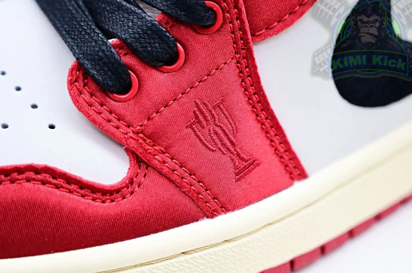 OG Low Air Jordan Kimikick Jordan Room x 1 Trophy “Away” 0613
